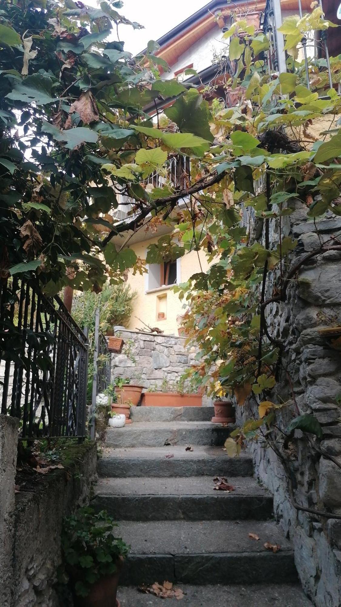 Casa Vista Lago E Giardino Πορλέτσα Εξωτερικό φωτογραφία