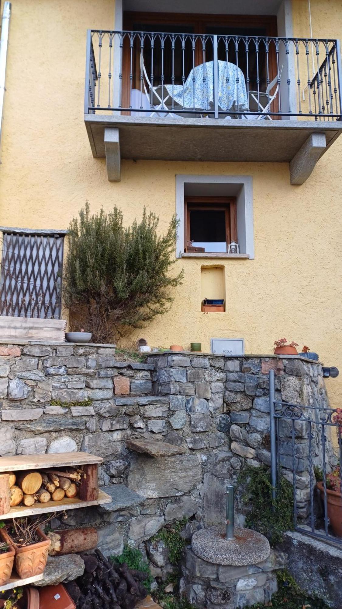 Casa Vista Lago E Giardino Πορλέτσα Εξωτερικό φωτογραφία